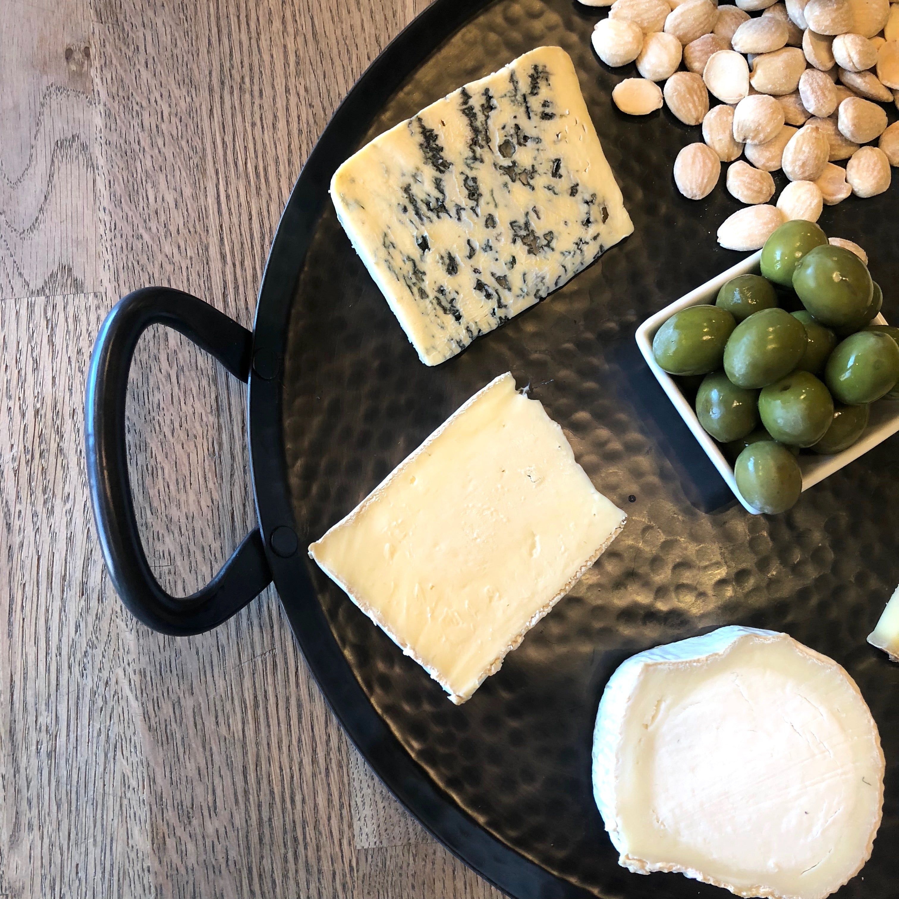 Cheesemonger's Picks Cheese Assortments, 4-12 servings